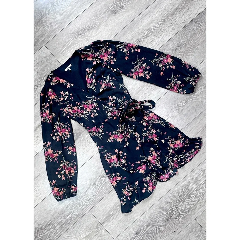 Francesca’s Mi Ami Charlotte Floral Mini Wrap Dress - Picture 3 of 15